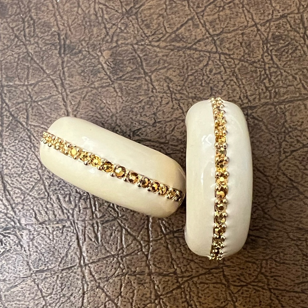 St John gold & beige costume jewelry clip on earrings